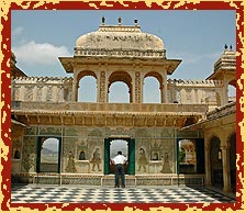 City Palace, Udaipur, Udaipur Tours & Travels